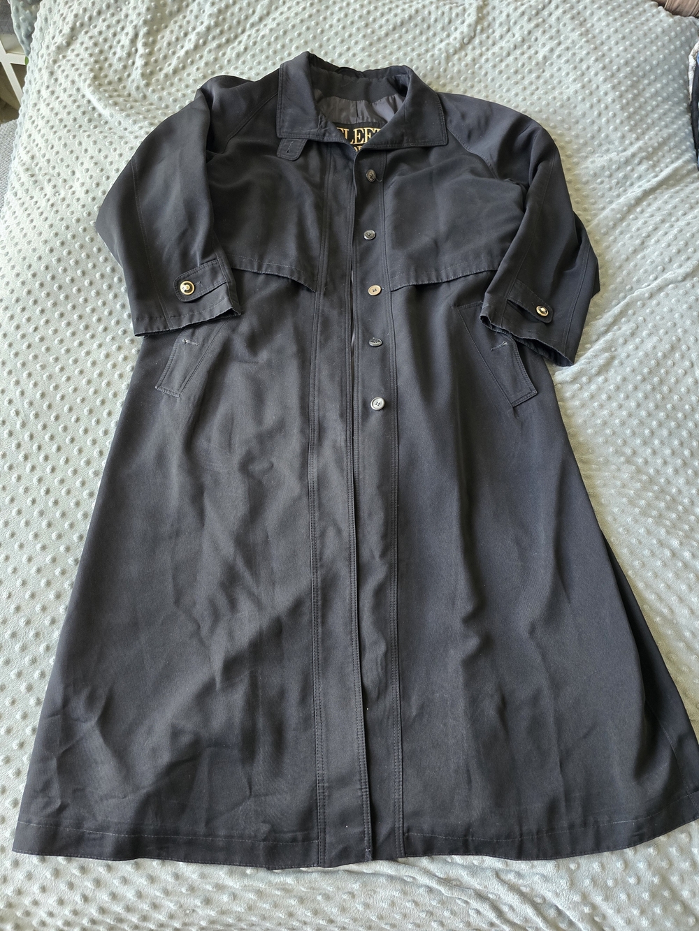 Vintage Fleet Street Black Long Trench Coat – Minimalist Classic Coat Size 6